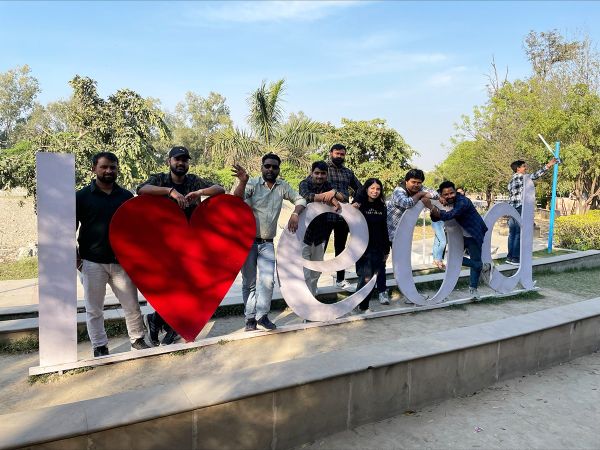 9888276F-FB6C-499F-BF79-26EDEC2E76BA